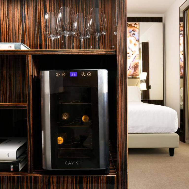 Le Boutique Hotel - Deluxe Double Room with Balcony - 3