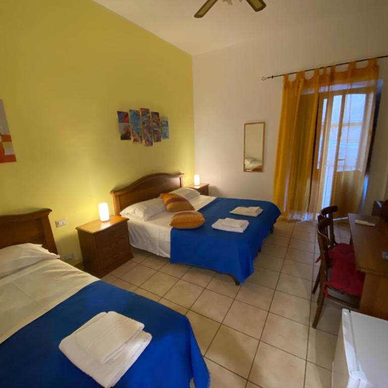 Gli Agrumi Rooms - Camera Tripla - 1
