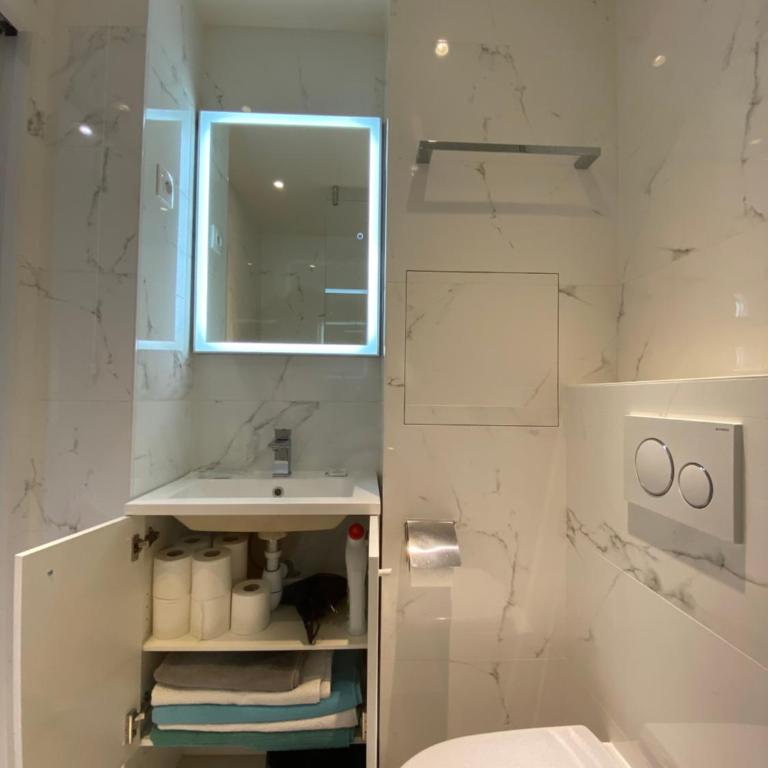 Paris Canal Studio - Gare de l'Est - Studio-Apartment - 15
