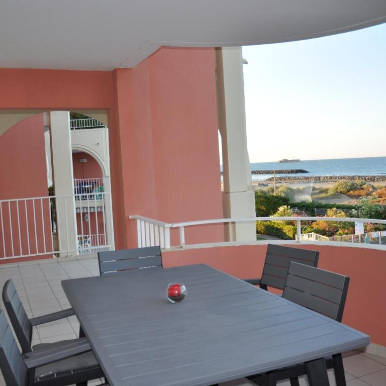 Mandana - Three-Bedroom Apartment - 8