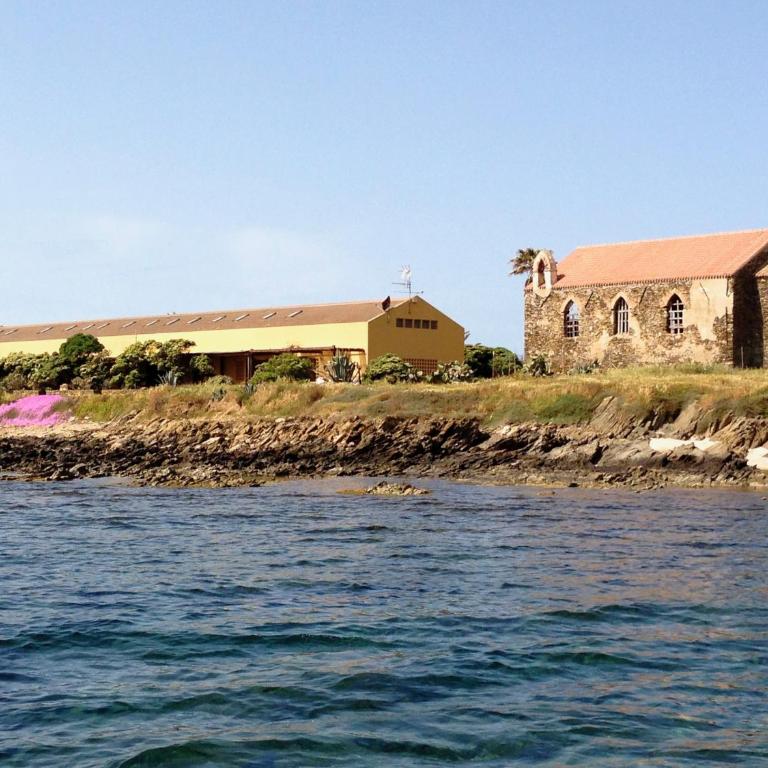 LES PIEDS DANS L EAU - Three-Bedroom House - 73