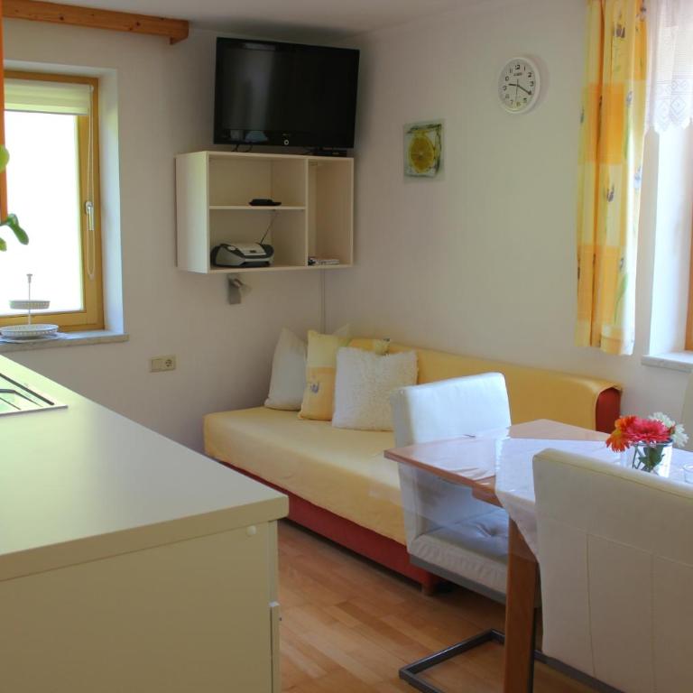 Ferienwohnung Schnell - Appartamento con 2 Camere da Letto, Balcone e Vista Montagna - 5