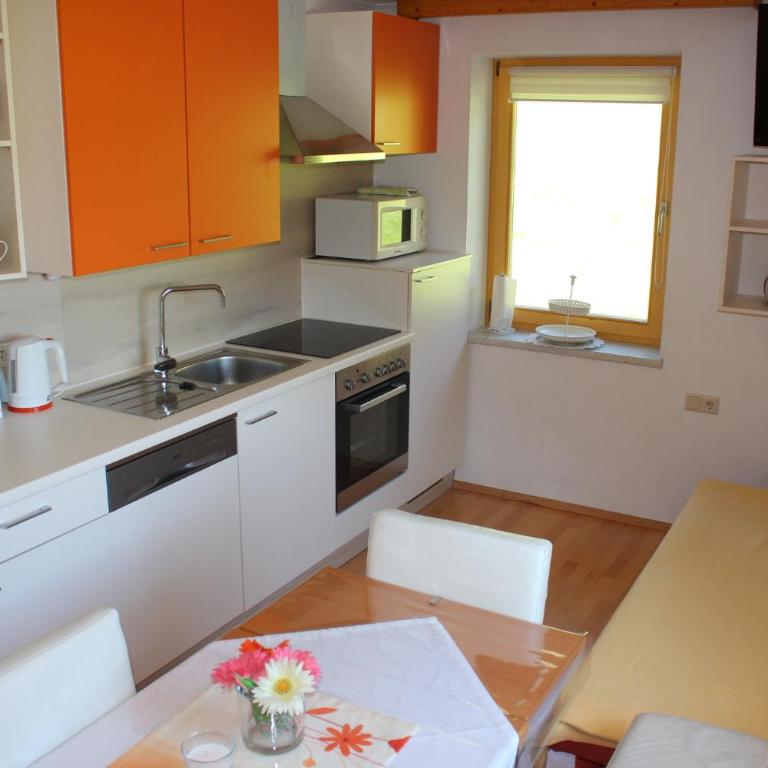 Ferienwohnung Schnell - Appartamento con 2 Camere da Letto, Balcone e Vista Montagna - 6