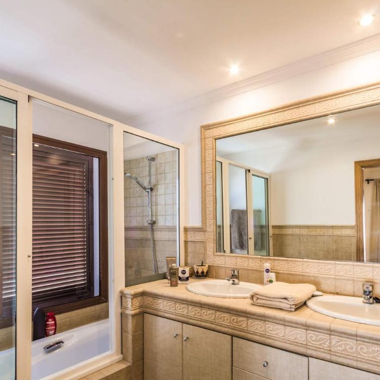 Shaula - Two-Bedroom Villa - 8
