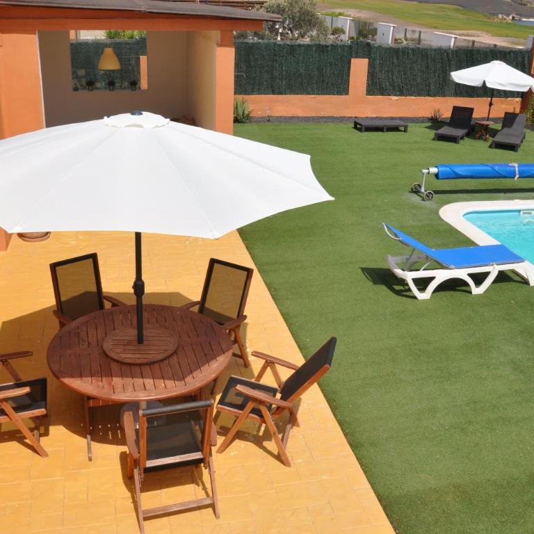 ECO Villa White Suite with climatized pool - Villa - 4