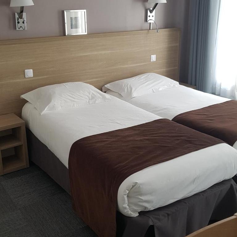 Hotel Cosmos - Chambre Lits Jumeaux - 2