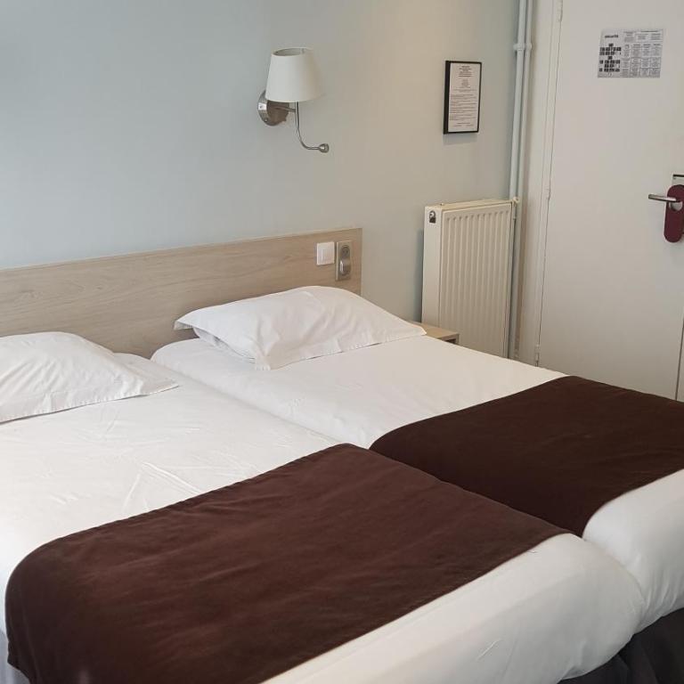 Hotel Cosmos - Chambre Lits Jumeaux - 1