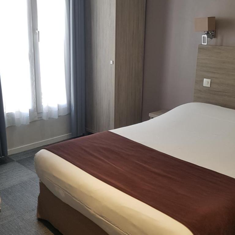 Hotel Cosmos - Chambre Double Standard - 4