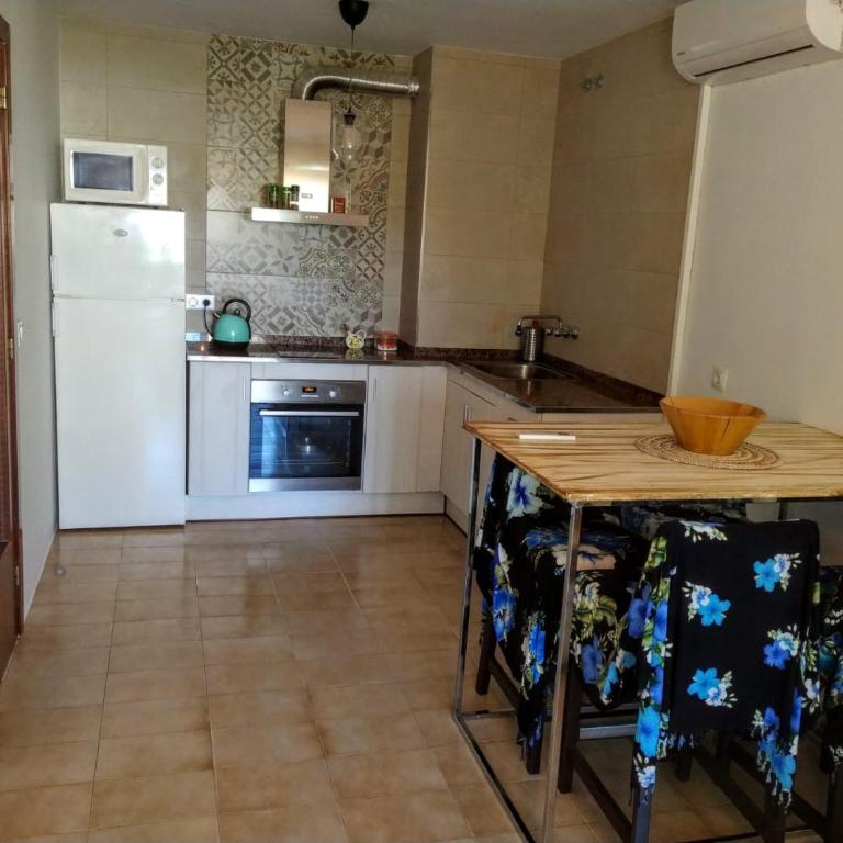 Optimist - Apartment with Garden View - 24