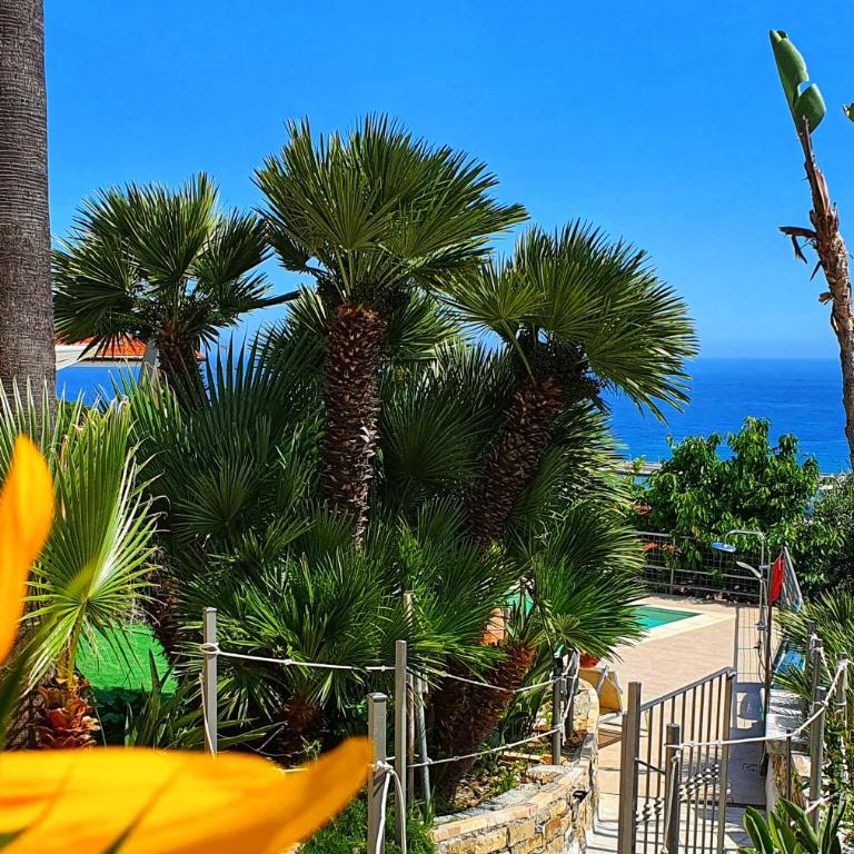 AdeleBeppe "The SeaView" - Appartamento con 2 Camere da Letto - 40