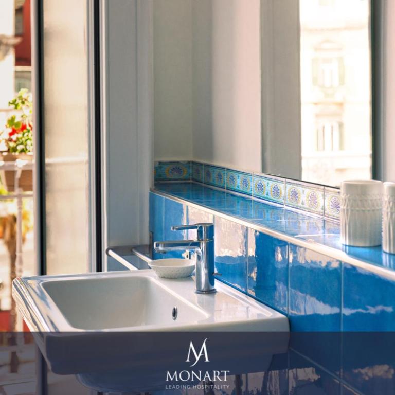 MONART HOSPITALITY Cavour - Camera King Superior con Balcone - 22