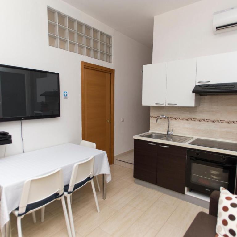 San Pietro Home - Appartamento con 3 Camere da Letto - 28
