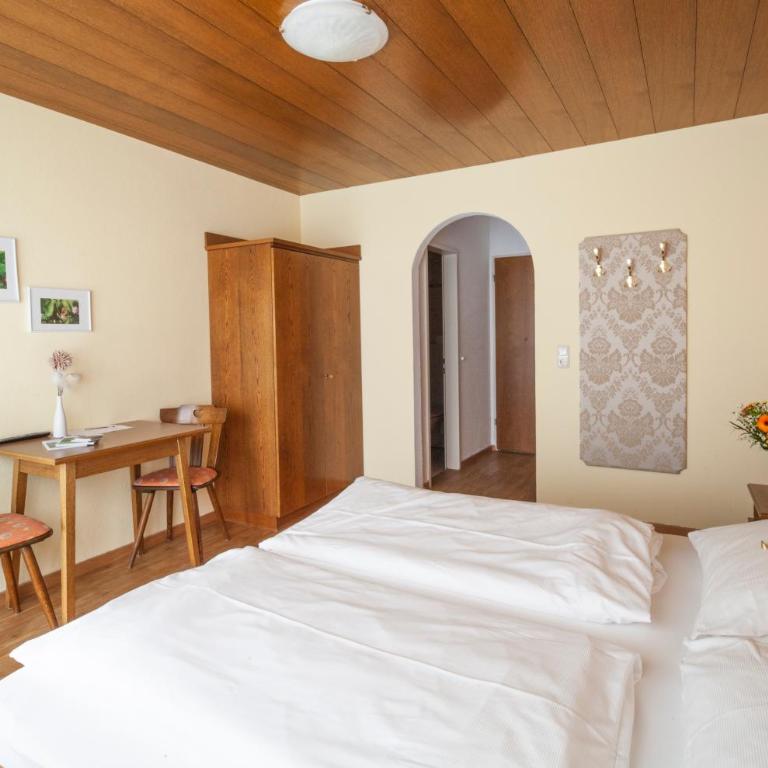 Hotel Garni Brigitte - One-Bedroom Apartment with Balcony - 4