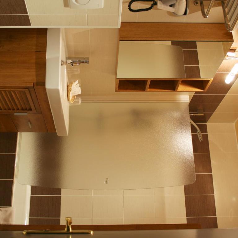 Logis Hotel & Spa Beau-Site - Chambre Quadruple - 8