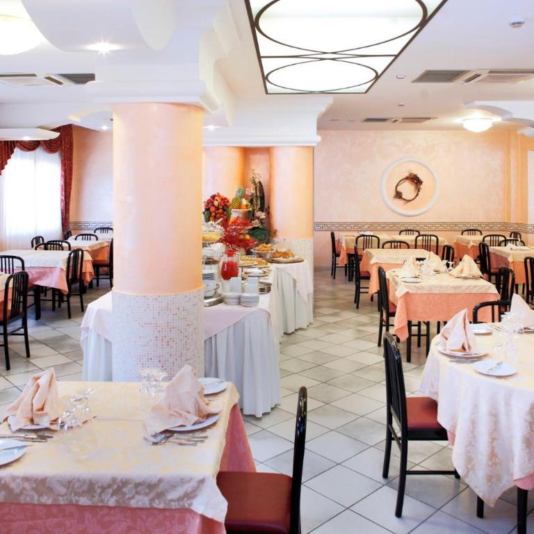 Hotel Belsoggiorno - Camera Tripla Comfort - 6