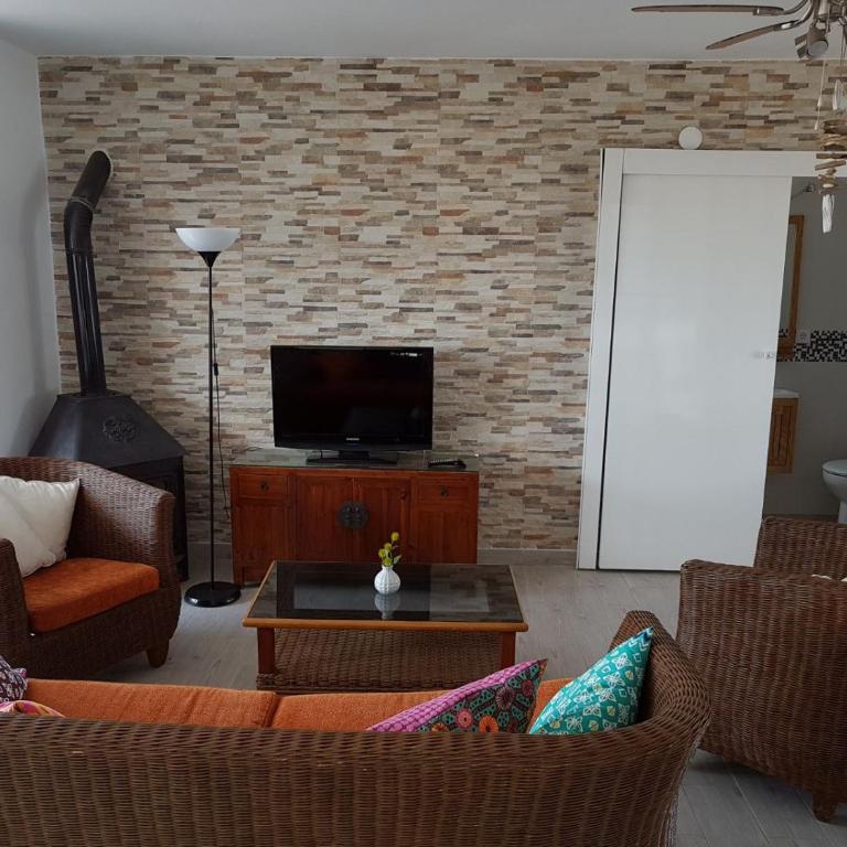 Casa Víctor 50 metros de la playa - Three-Bedroom Townhouse - 14