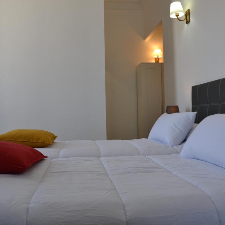 Lux Penthouse gran vía - Twin Room with Terrace - 10