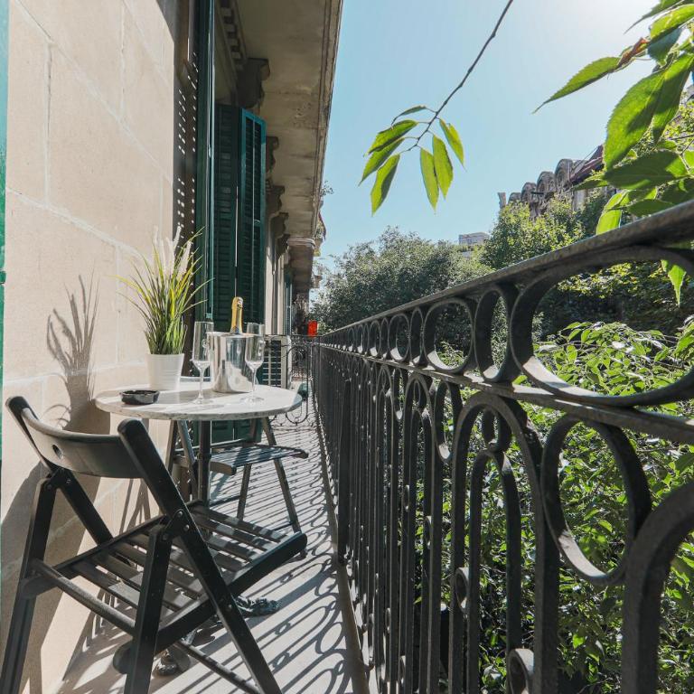 Be Barcelona Eixample Universidad - Three-Bedroom Apartment - Valencia, 184 - 20