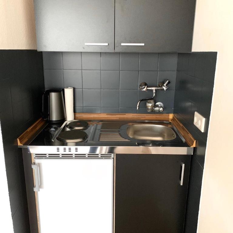 Renoviert, modern und ruhig - One-Bedroom Apartment - 5