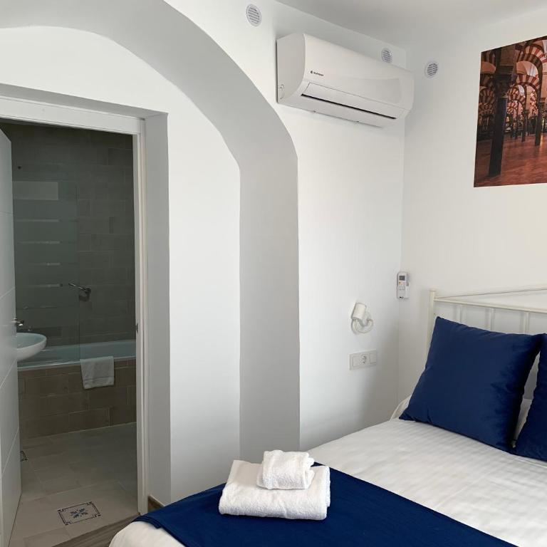 Belmonte Rooms - Habitación Familiar con baño privado - 7