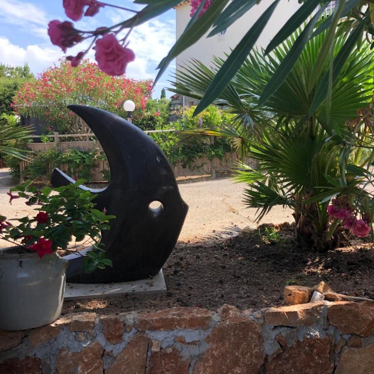 Rez de Villa Pébrier - Appartement 1 Chambre - 24