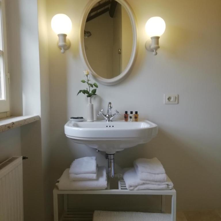Montauto Suites - Camera Tripla con Bagno Privato - 7