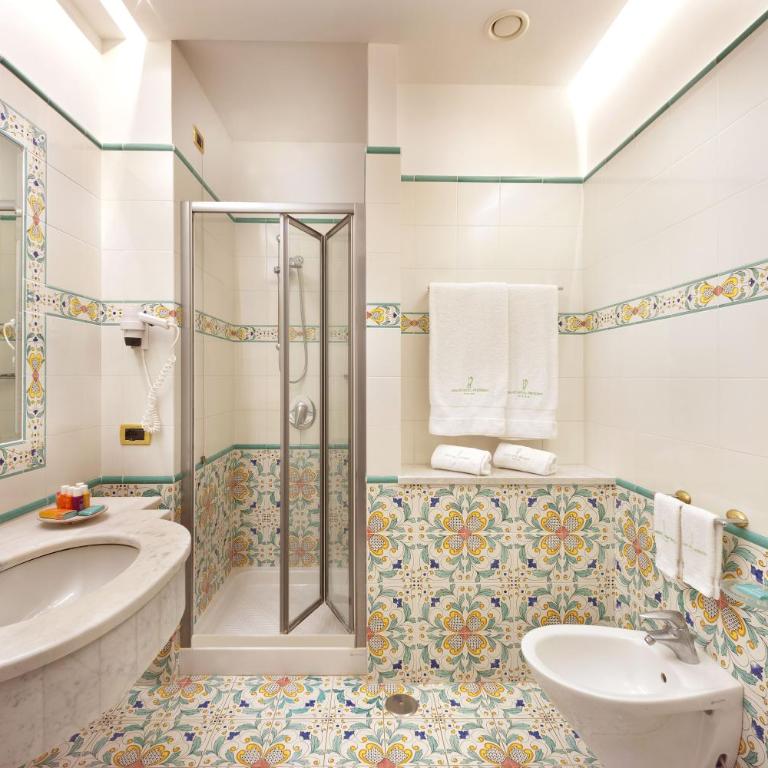 Grand Hotel President - Quadruple Room - 4