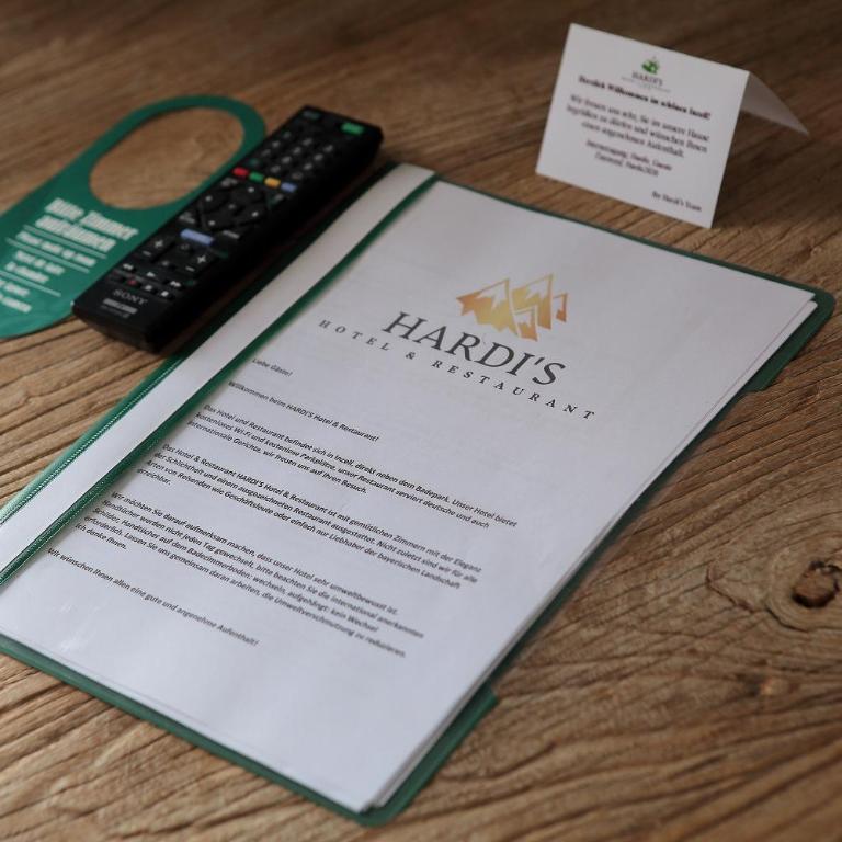 Hardi's Hotel - Standard Doppelzimmer mit Balkon - 11