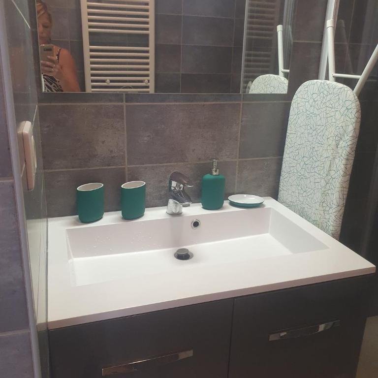 Studio Charles de Gaulle - Vieux Port - Apartamento Estudio - 23