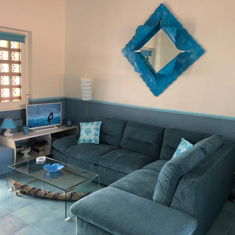 LES PIEDS DANS L EAU - Three-Bedroom House - 4