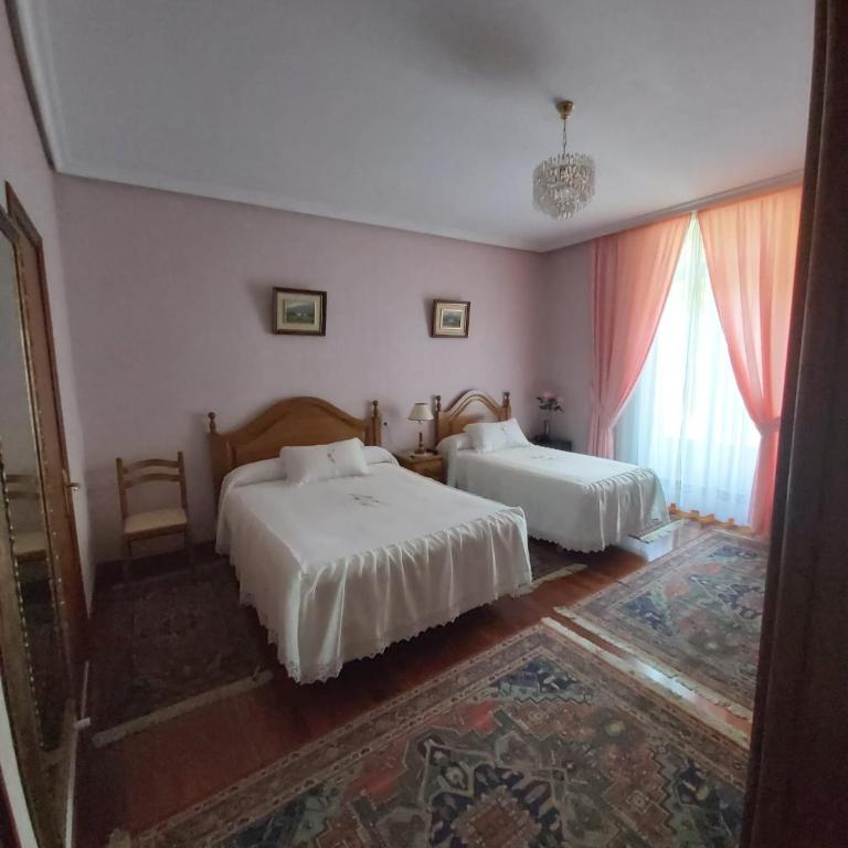 Pension Lorea - Habitación Triple con baño privado - 1