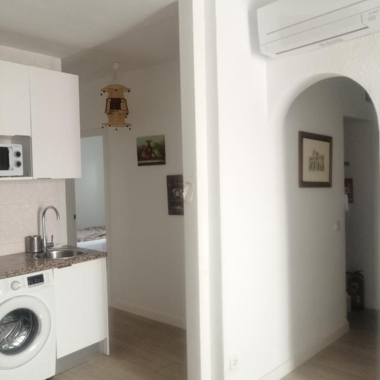 Apartamento en el Rastro - Apartment with Balcony - 11