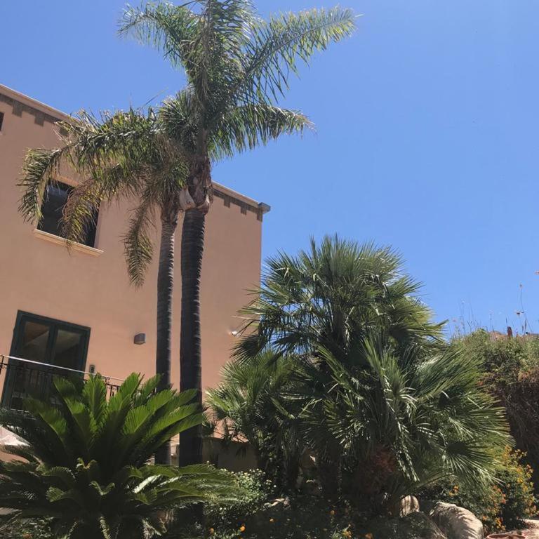 Castellammare Smart Rooms - Camera Tripla con Balcone - 2