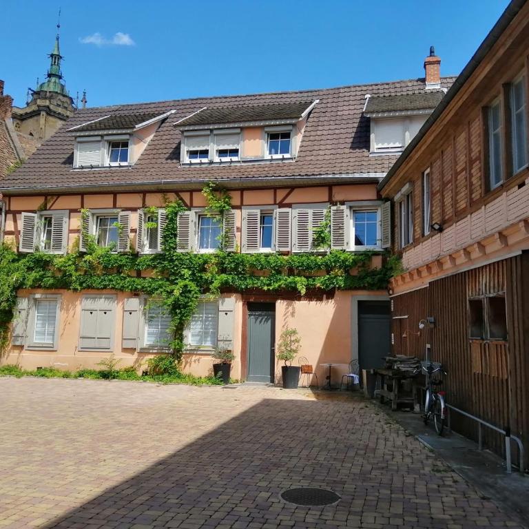 La Cour de Berthe Est - Appartement avec Douche - 1