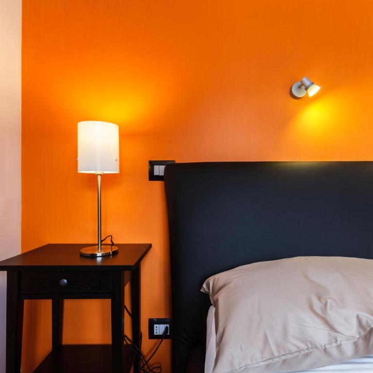 L'Angolo Cortese - Double Room with External Private Bathroom - 17