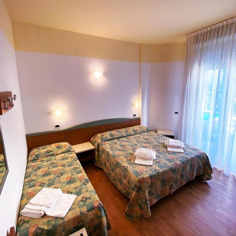 Hotel Diplomatic - Bianchi Hotels - Triple Room with Balcony - 1