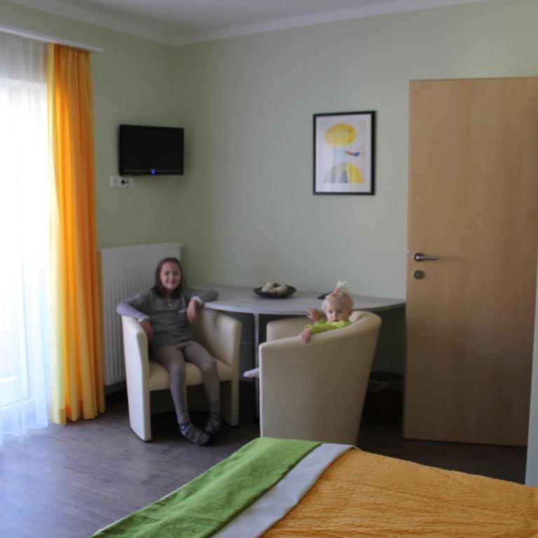 Gasthof zum Mohrn - Dreibettzimmer - 1
