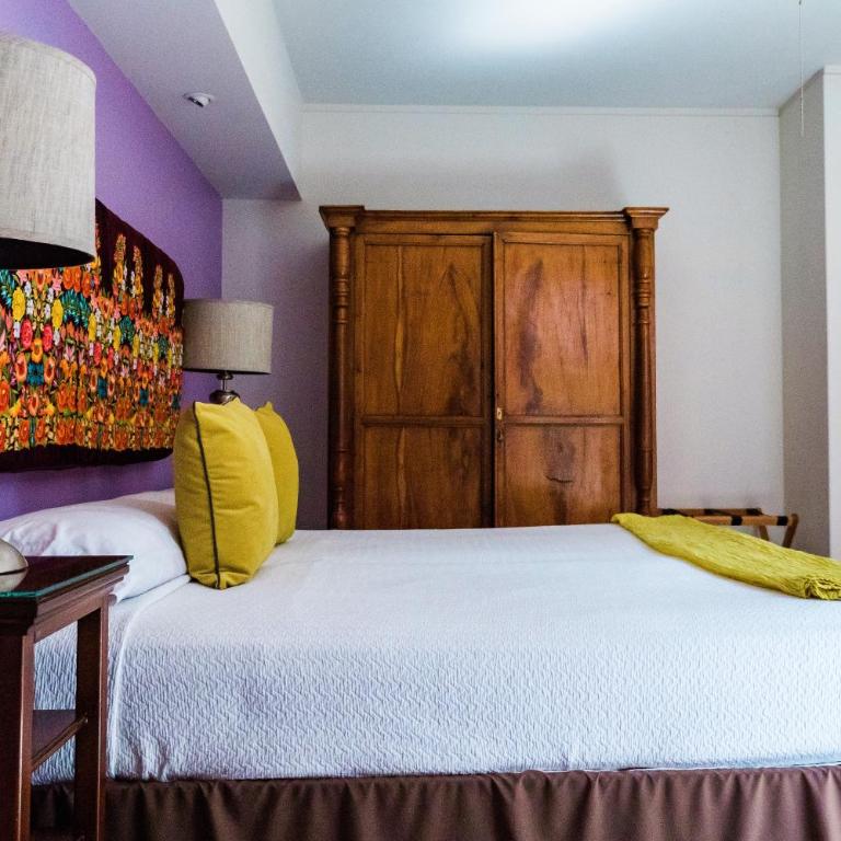 Casa de las Bugambilias B&B - Habitación con cama extragrande. - 2