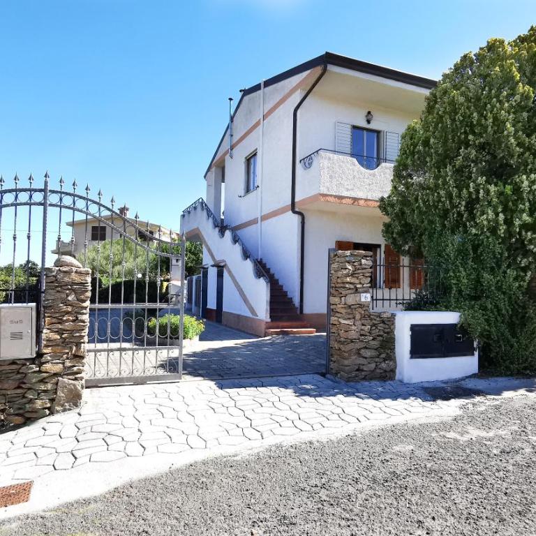 La Casa Di Rita - Appartamento con 2 Camere da Letto - 1