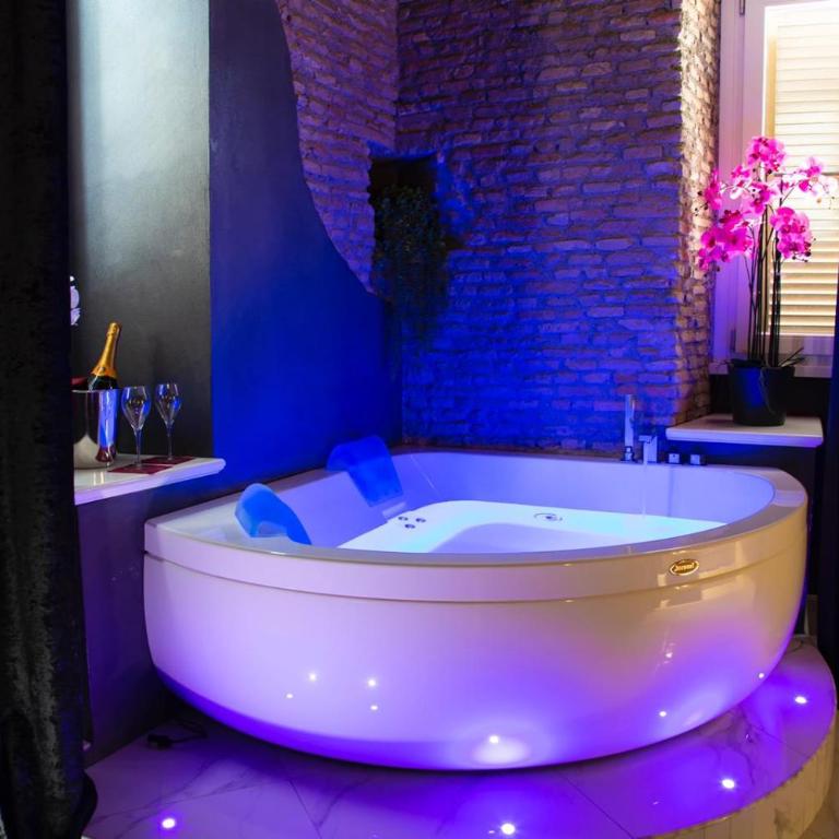 Rhome Luxury suite - Suite King con Vasca Idromassaggio - 42