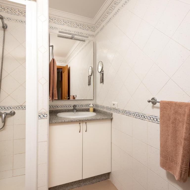 Edificio Playa - Apartamento con terraza - 5