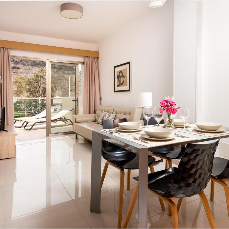 Apartamentos Las Palmeras - Apartamento de 2 dormitorios 4B - 12
