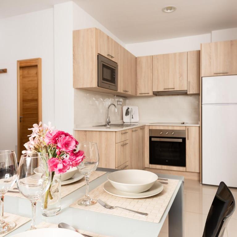 Apartamentos Las Palmeras - Apartamento de 2 dormitorios 4B - 11