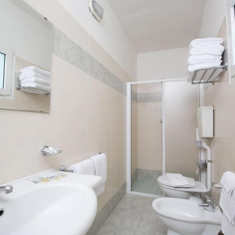 Hotel Helios - Double or Twin Room - 1