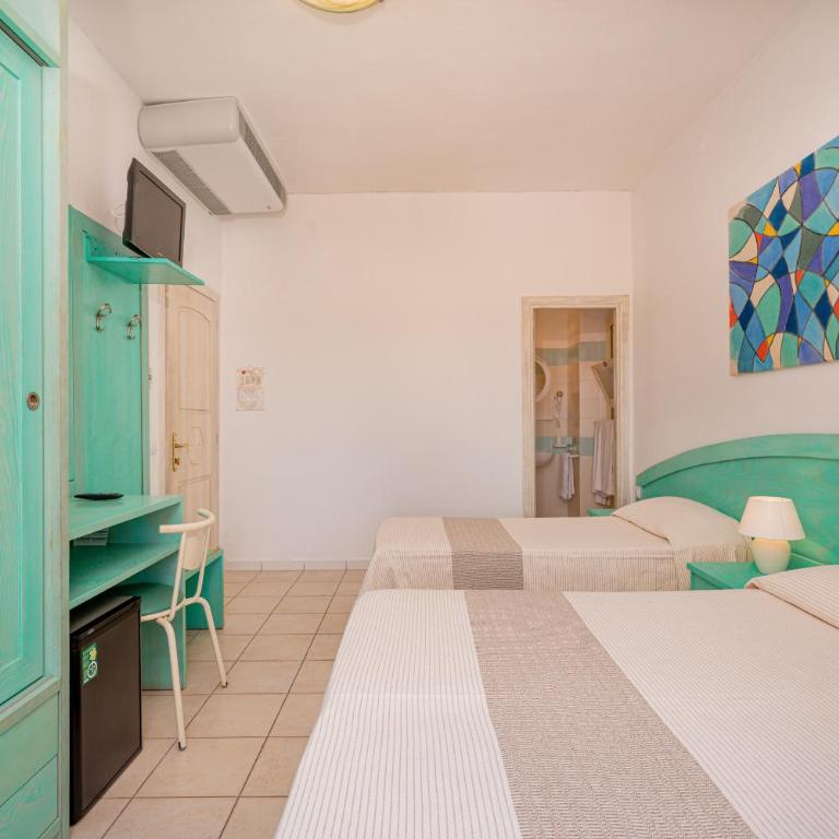 Hotel Marinaro - Camera Queen con Balcone - 4