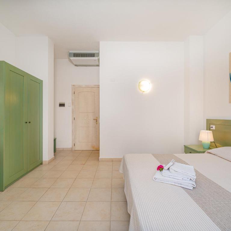 Hotel Marinaro - Camera Superior - 4