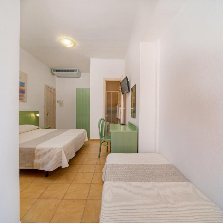 Hotel Marinaro - Camera Queen - 4