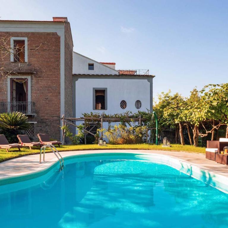 La Dimora 1 Relax in a lovely garden - Two-Bedroom House - 3