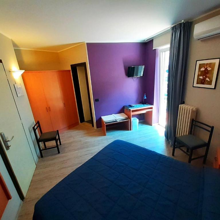 Hotel Antonella - Camera Matrimoniale con Balcone - 1