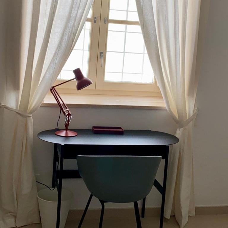 One - Deluxe Queen Room - 6